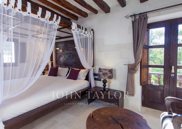 Sant Carles de Peralta, Balearic Islands 07850