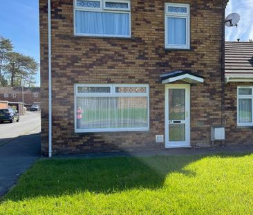 3 bedroom end of terrace house to rent - Photo 4