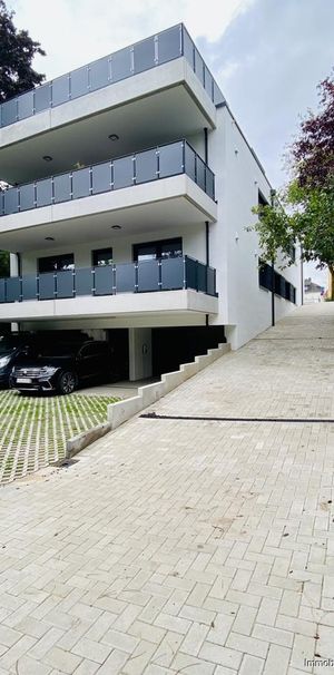 Hochwertige und moderne 3-Zimmer-Wohnung mit großem Balkon - Photo 1