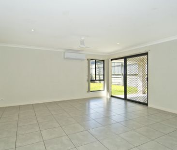 Neat and Tidy Family Home! - Photo 6