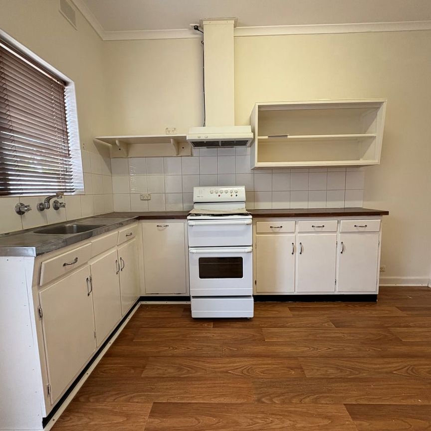 2- Bedroom Unit in the Heart of Prospect - Photo 1