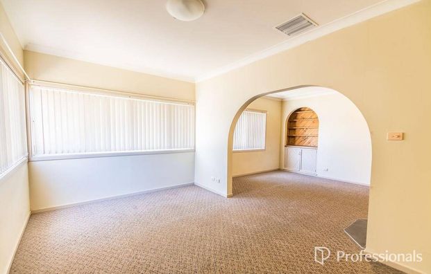 3 Bedroom House - South Tamworth - Photo 1