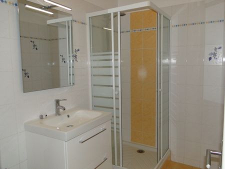 Location Appartement 3 pièces 70m² BREST 29200 - Photo 2