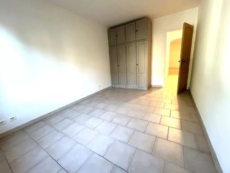 Location Appartement 4 pièces 84 m2 à Aubagne - Photo 5