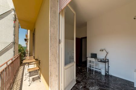 Splendid room in Viale Dei Mille - Photo 4