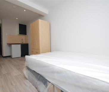 1 bedroom house of multiple occupation to rent - Photo 2