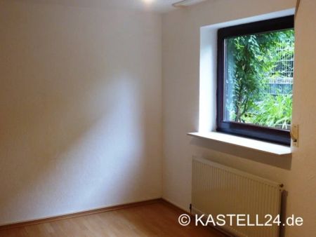 Flein-Sommerhöhe helle freundliche 2,5 Zimmer Single Wohnung mit kleinem Gartenanteil + EBK - Photo 3