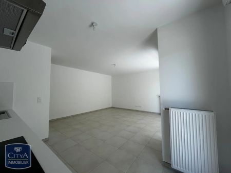 Appartement à louer 3 pièces 63.69m² - Photo 2