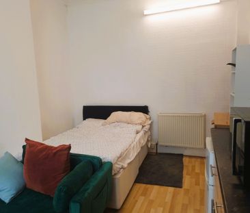 Prince Road, London, SE25 6 - Photo 4