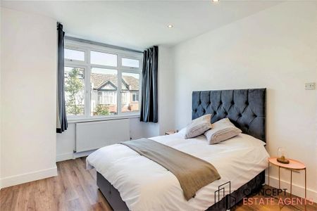 4 bedroom terraced house to rent - Photo 5