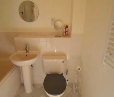 Maplin Park, Langley, Berkshire,SL3 - Photo 2