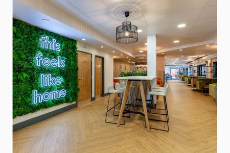 Premium En-suite - Photo 4