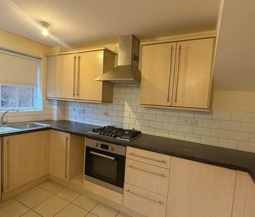 4 bedroom detached house to rent - Photo 5