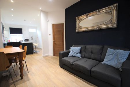 Headingley Avenue, Headingley, LS6 3ER, Leeds - Photo 5