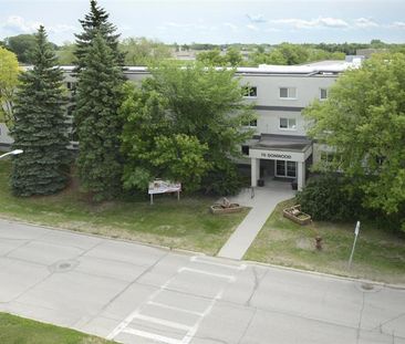 70 Donwood Drive - Photo 5