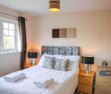 3 bedroom semi-detached house to rent - Photo 5
