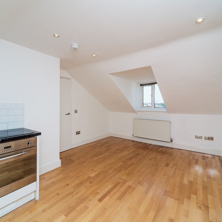 1 bedroom property to rent - Photo 1
