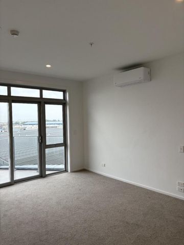 Apartment living at its best - Photo 5