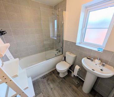 2 bedroom apartment to rent - Photo 6