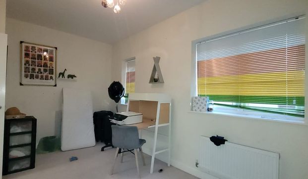 Bakery Close, Marks Gate, Romford, RM6 - Photo 1