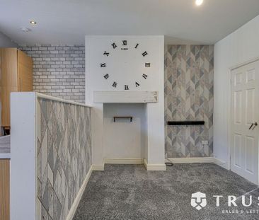 2 bedroom terraced house to rent - Photo 6
