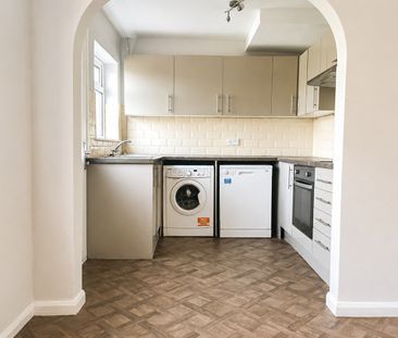 4 Bed Terraced House, Parson St, BS3 - Photo 4