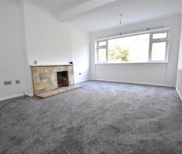 3 bedroom detached bungalow to rent - Photo 1