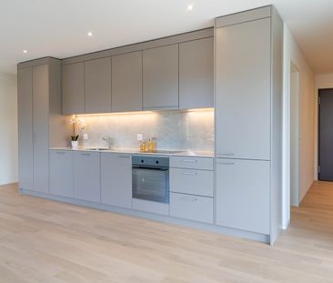 Moderne 3.5-Zimmer-Wohnung mit Balkon und schöner Aussicht in Uzwil - Foto 3