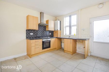 2 bedroom terraced house to rent - Photo 4