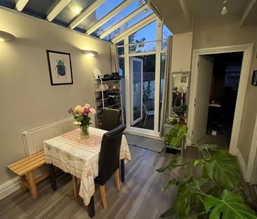 1 Bed Flat, Balham High Road, SW17 - Photo 3