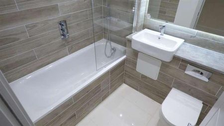 Amesbury Avenue, Streatham Hill, London, SW2 - Photo 5