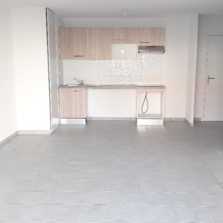 Location Appartement 3 pièces 61m² SOUSTONS 40140 - Photo 1