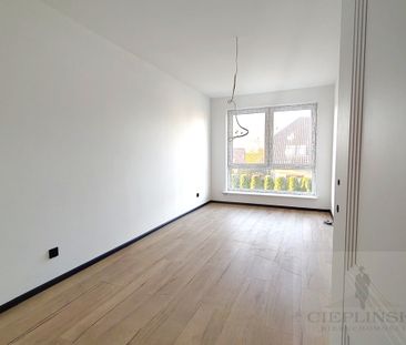 Przestronny dom, idealny dla dużej rodziny! - Фото 1