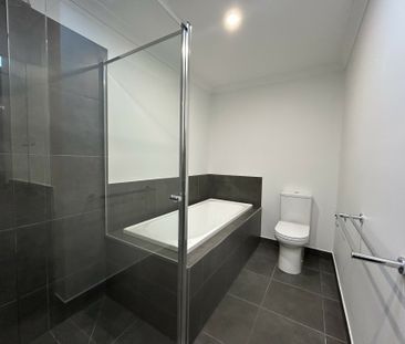 16 Luck Street, Sebastopol VIC, Belconnen - Photo 4