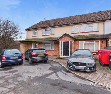 End of terrace house to rent - Photo 4