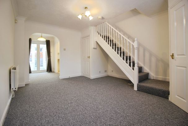 Thetford Way, Swindon, Swindon, SN25 - Photo 1