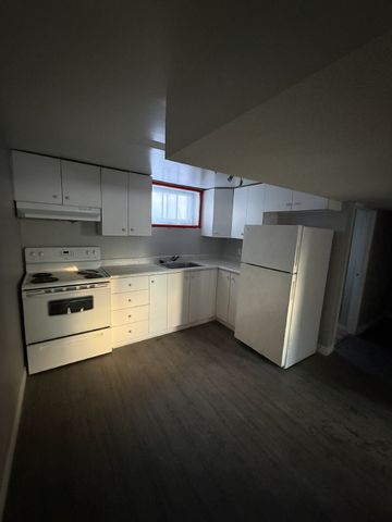 3 - 1689 Edgehill Place - Photo 2