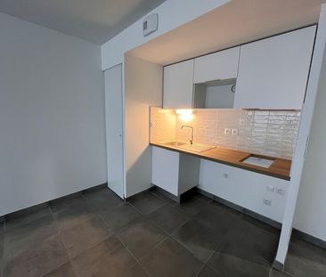 Location Appartement 2 pièces 45m² ST JORY 31790 - Photo 4