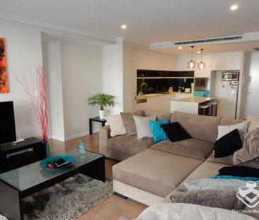 Stunning Ground Floor Love St Apartment - Photo 6