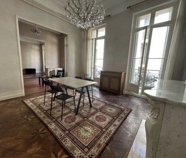 Appartement 7 pièces 183m2 MARSEILLE 1ER 2 900 euros - Photo 1