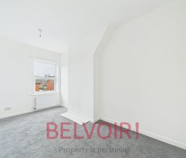 Terraced House to rent on - Photo 5