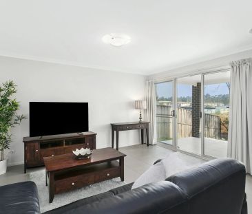 14 Horatio Avenue, Norwest. - Photo 2