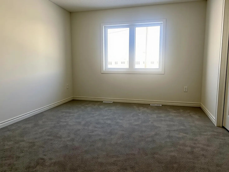 For Lease - 110 Sanderson Drive, Kawartha Lakes, Ontario - Photo 3