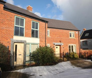 2 bedroom terraced house to rent - Photo 1