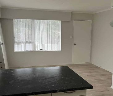 Light and Bright Two Bedroom Flat - Photo 1