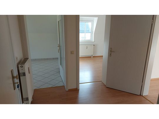 - 3 - Raumwohnung in DD-Weißer-Hirsch - Foto 1