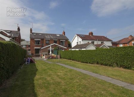 8 Upton Avenue, Finaghy, BT10 0LU - Photo 5