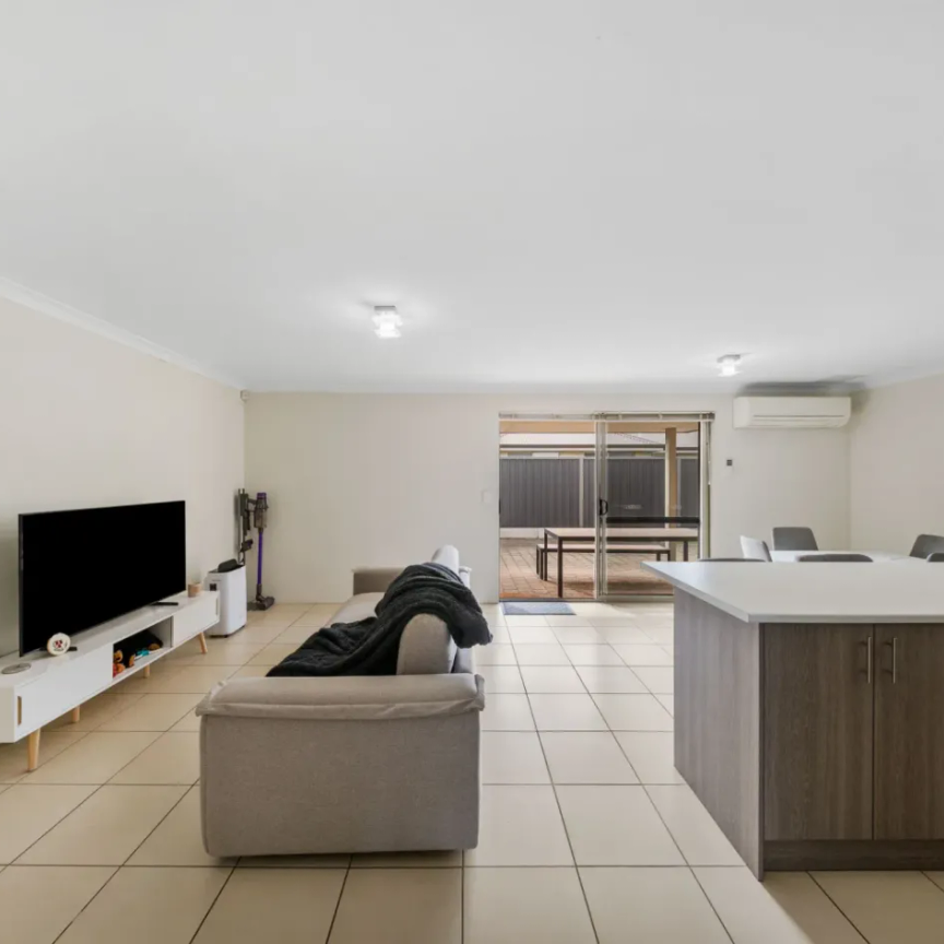 2 Bedroom home in the Heart of Pinjarra - Photo 1