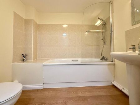2 bedroom apartment to rent - Photo 2