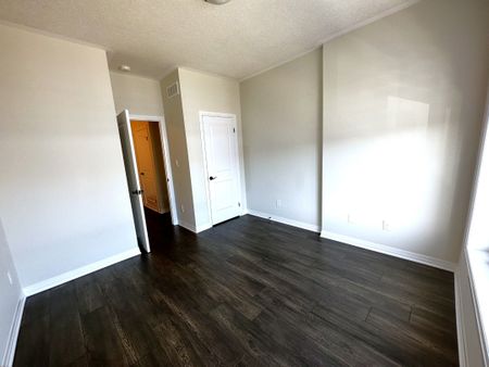 For Lease - 25 Isherwood Avenue Unit# C35, Cambridge, Ontario - Photo 4